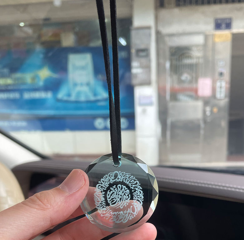 Dua Safar Round Crystal Car Hanging for Muslims with black thread